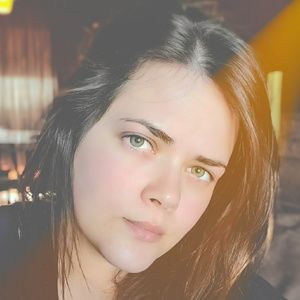 Meet your Posher, Anya